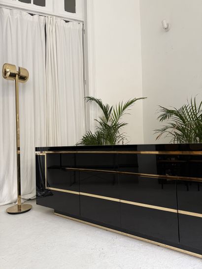 Jean-Claude Mahey (designer) pour Roche Bobois...