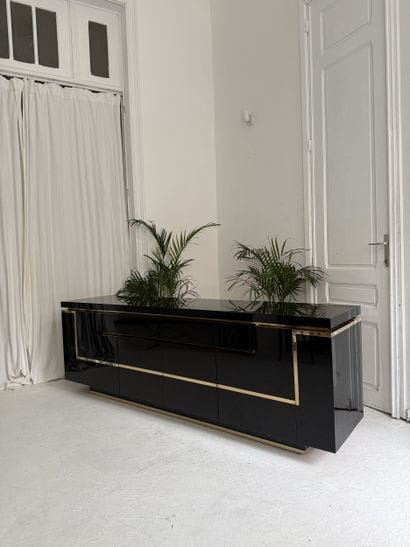 Jean-Claude Mahey (designer) pour Roche Bobois...