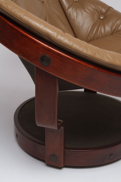Oddmund Vad - « Swivel Chair », fauteuil...