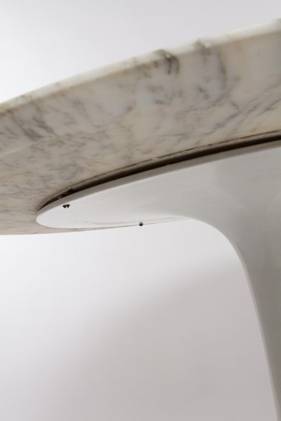 Maurice Burke pour Arkana table ronde « tulipe...