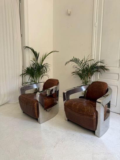 Timothy Oulton Paire de fauteuils « Mars...