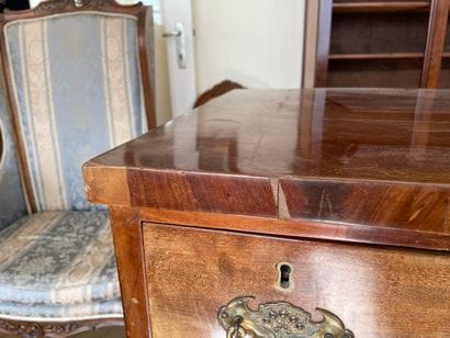 Commode (XIX siècle) - Epoque Louis-Philippe

Commode...