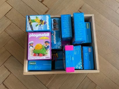 Playmobil - Ensemble de 16 boîtes de figurines...
