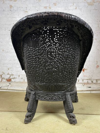 Fauteuil anglo-indien / birman (XIX siècle)
Fauteuil...