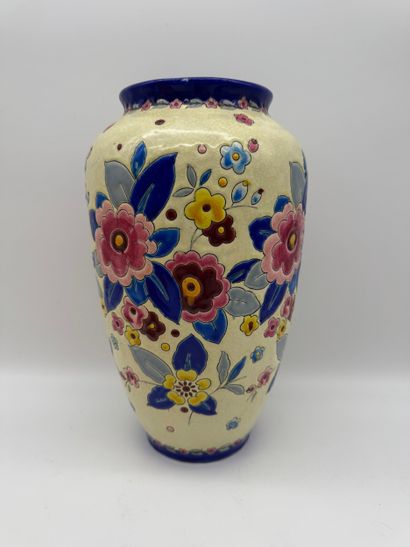 ot de 4 vases Boch / Keramis
Ensemble de...