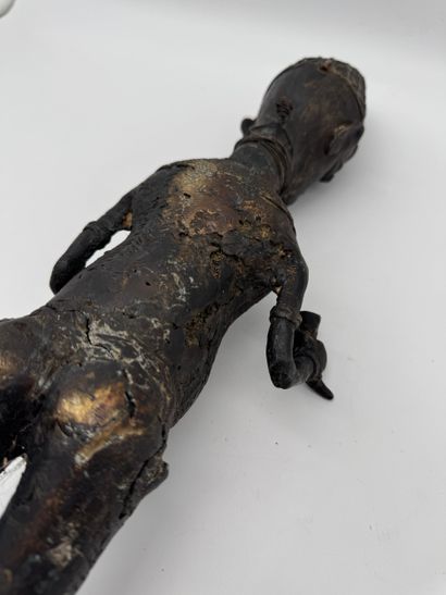 African copper-alloy sculpture - Male figure
Sculpture...
