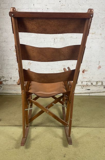 Fauteuil pliant à bascule de style campagne...