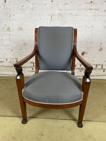 Fauteuil de style Empire 
Fauteuil en bois,...