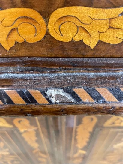Mobilier de style hollandais - Vitrine en...