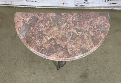 Console demi-lune de style Louis XV
Petite...