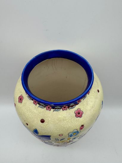 ot de 4 vases Boch / Keramis
Ensemble de...