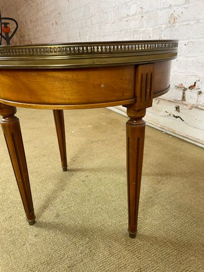 Table bouillotte en bois et plateau en marbre,...