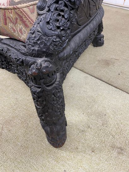 Fauteuil anglo-indien / birman (XIX siècle)
Fauteuil...