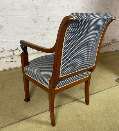 Fauteuil de style Empire 
Fauteuil en bois,...