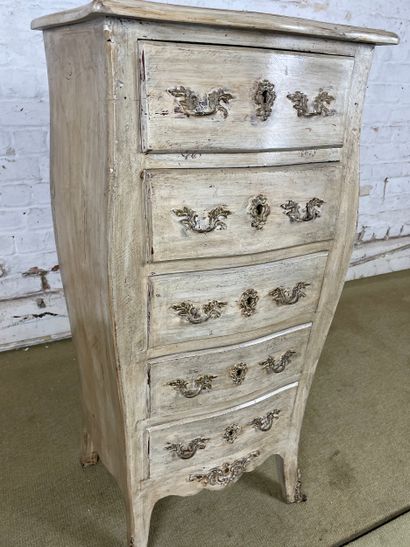 Chiffonnier de style Louis XV
Petit meuble...