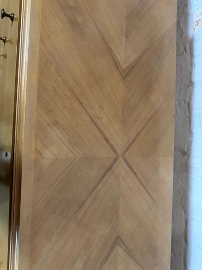 Enfilade moderniste en bois, travail du milieu...