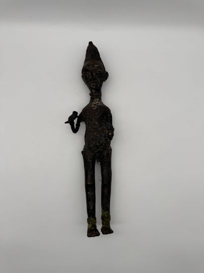 African copper-alloy sculpture - Male figure
Sculpture...