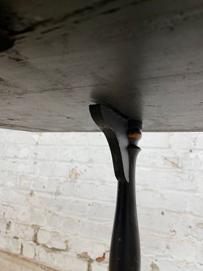 Table à deux plateaux en bois laqué noir...