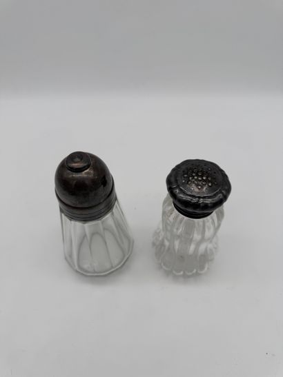 Christofle - Salière et poivrier en métal...