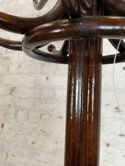 Porte-manteau de style Thonet (XX siècle)
Porte-manteau...