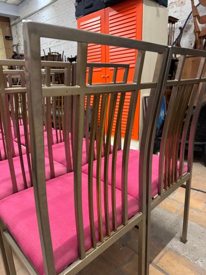 Suite de 10 chaises en métal - vers 1980/2000
Chaises...