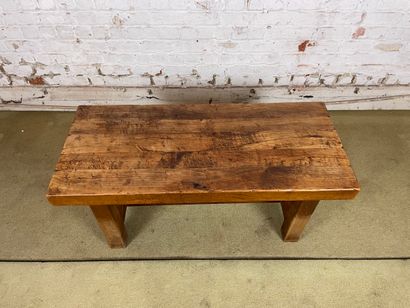 Banc rustique en bois massif 
Banc rectangulaire...