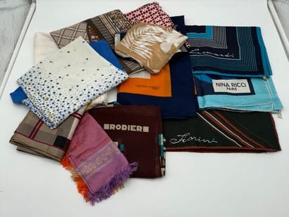 Lot de foulards de marques et qualités diverses
Ensemble...