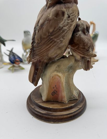 Lot de sujets en porcelaine à décor d’oiseaux
Ensemble...