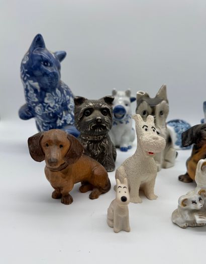 Lot de sujets animaliers en porcelaine et...