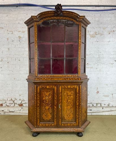 Mobilier de style hollandais - Vitrine en...