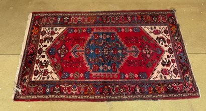 Heriz rug - Iran, 20th century
Carpet with...