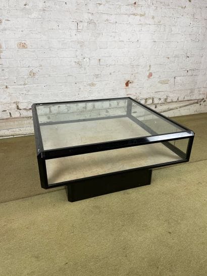 Table basse vitrine de style Maison Jansen,...