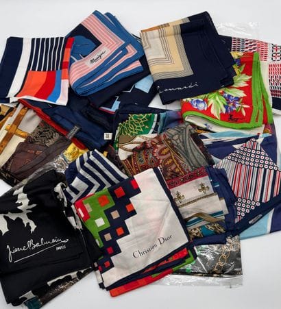Lot de foulards de marques et qualités diverses
Ensemble...
