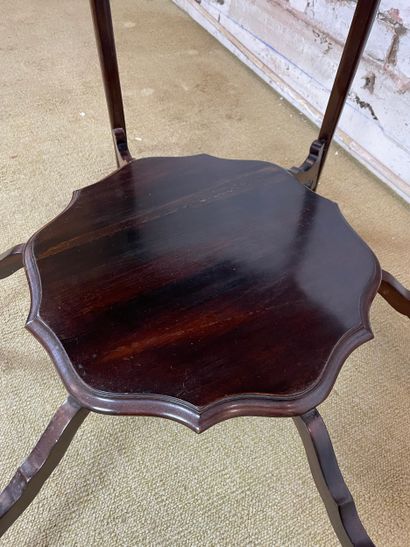Table d’appoint de style Louis XV 
Table...