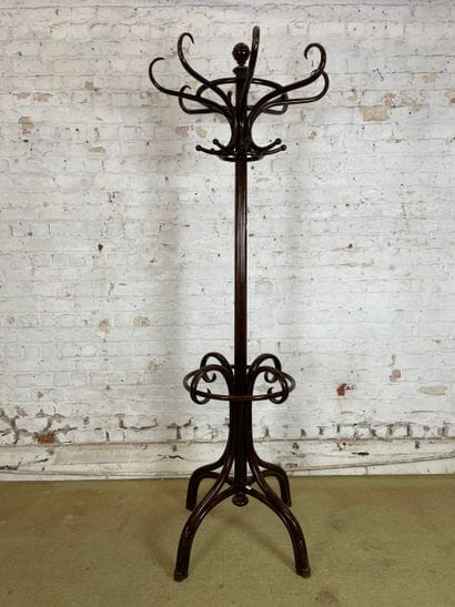 Porte-manteau de style Thonet (XX siècle)
Porte-manteau...
