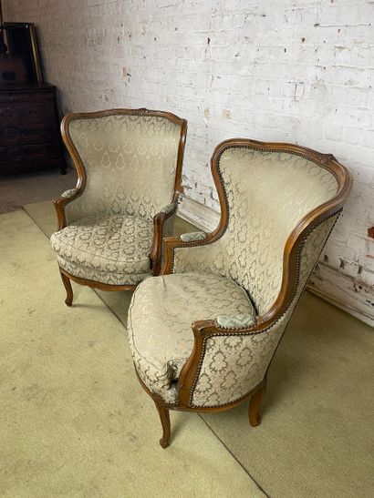 Paire de bergères de style Louis XV (début...