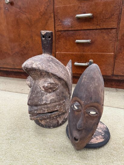 Two ethnographic masks - Africa 
Set of two...