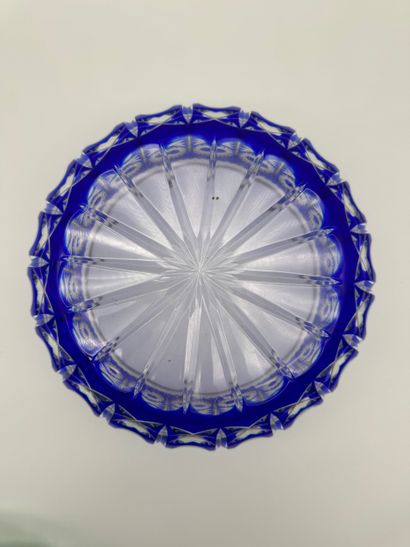 Cristal doublé bleu - Important saladier...