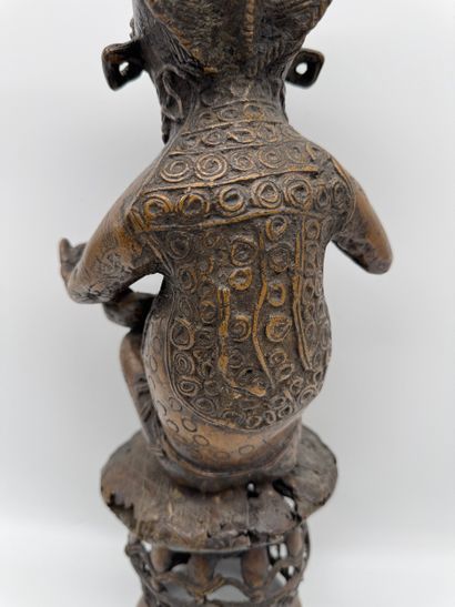 African bronze statue - Maternity figure
Sculpture...