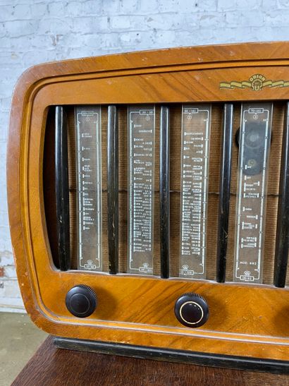 Orion - Poste de radio vintage en bois (Hongrie,...