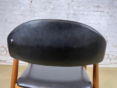 Chaise en bois dans le goût de Kurt 0stervig...