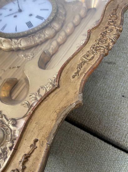 Rahmenuhr (horloge-cadre) de style Biedermeier...