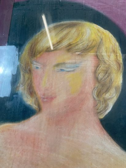 Marianne Dock - Blonde woman with purple...