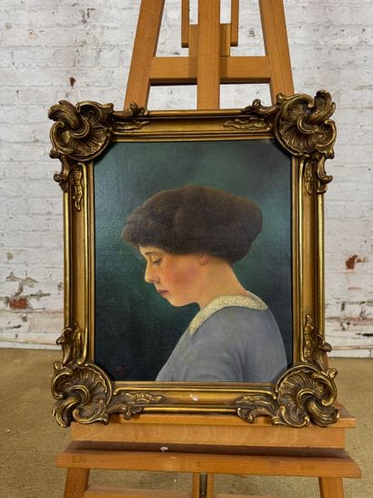 Portrait of a Woman (1914)
Oil on canvas...