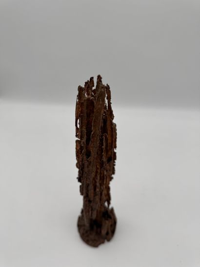 Abstract sculpture
Sculpture in metal (probably...