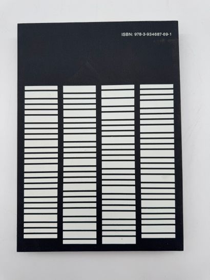 Alexander Gnädinger - 100 Girls on Polaroid
A...