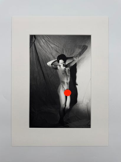 Roger De Conynck - Nu masculin en studio

Tirage...