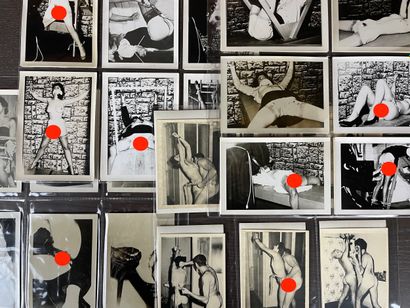 Soumission vintage erotic set (circa 1970-1980)
Suite...