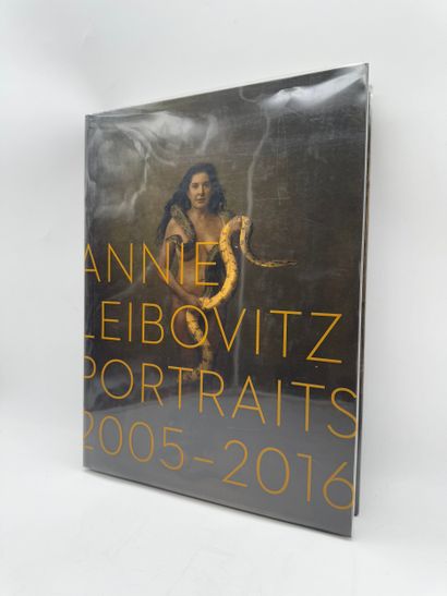 Annie Leibovitz (b. 1949) Annie Leibovitz...