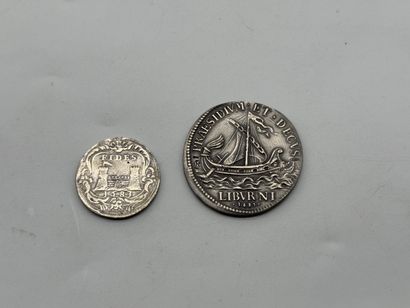 Set of two reproductions of Italian historical...